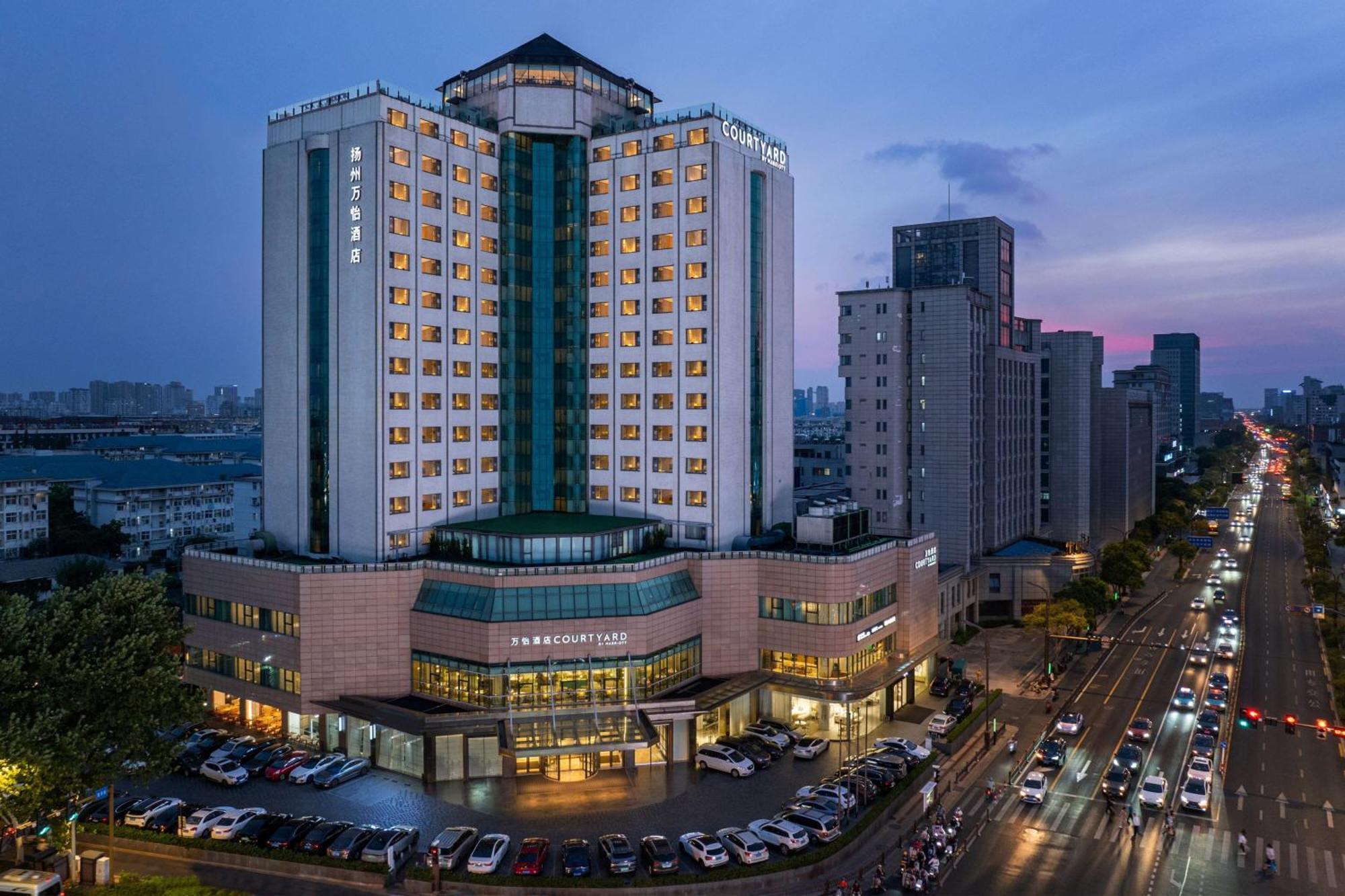 Готель Courtyard By Marriott Янчжоу Екстер'єр фото